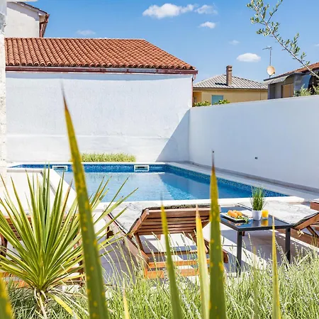 Villa Stone Paradise Pula